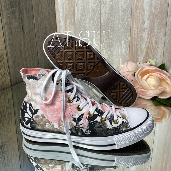 Converse Ctas High Top Storm Pink Flowers Women’s - Picture 4 of 8